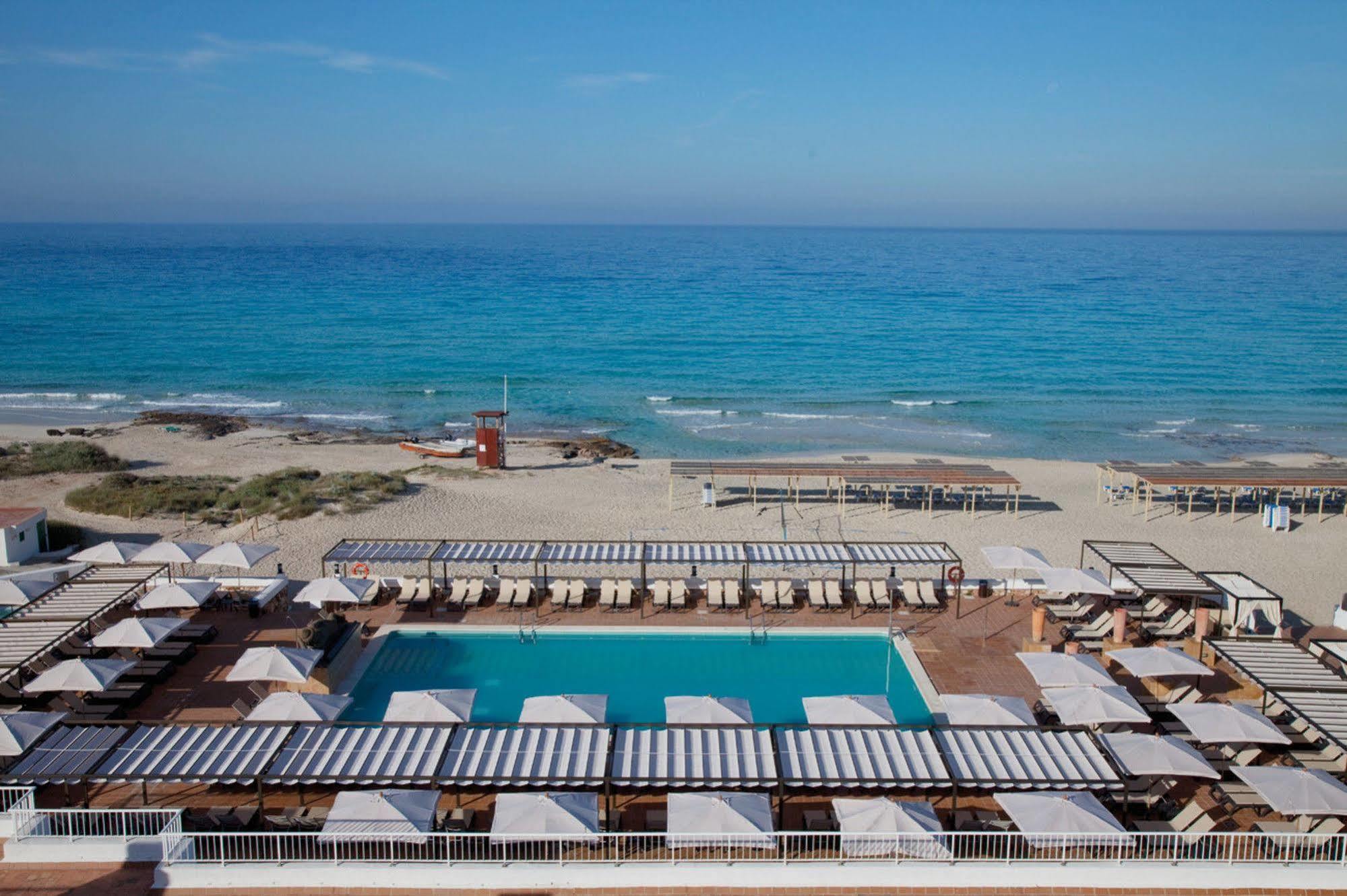 Hotel Riu La Mola à Playa Migjorn Extérieur photo